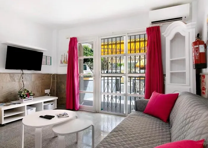 Playa Americas El Camison Pool Appartement