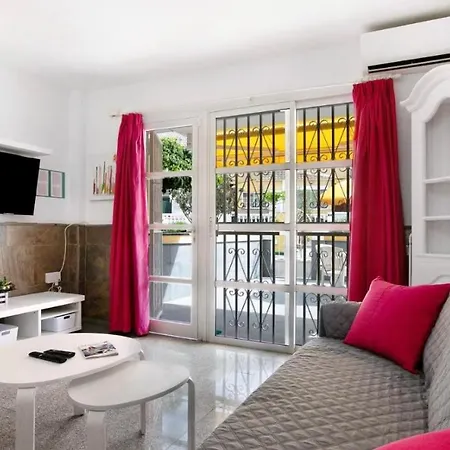 Playa Americas El Camison Pool Apartment
