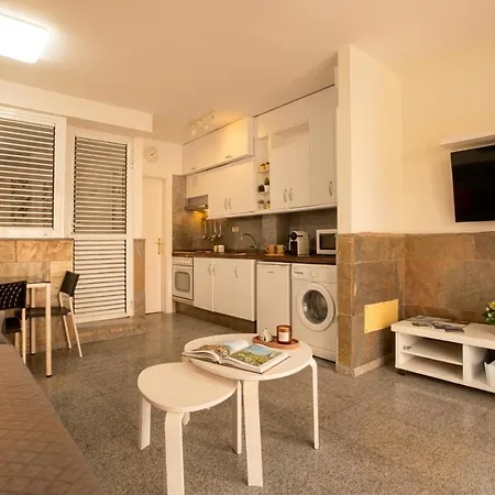 Apartment Playa Americas El Camison Pool